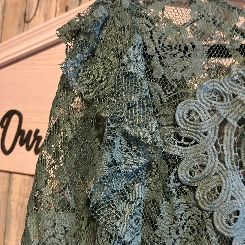 Umgee Large Green Lace Women Top - Picture 4 of 6